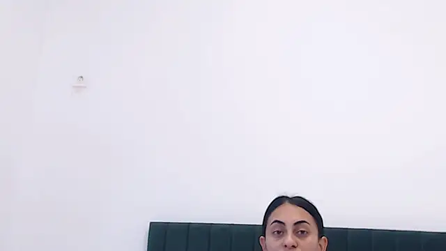 Aimeclark online show from 11/01/25, 09:22