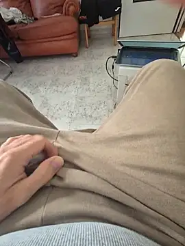 Snapshot of Joker-92 chatting on 11/07/25, 08:58 Joker-92 online show from 11/07/25, 08:58