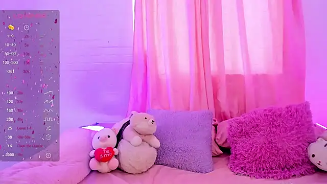 Snapshot of pink_quarz chatting on 01/17/25, 04:57 pink quarz online show from 01/17/25, 04:57