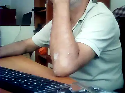 Snapshot of zormen355 chatting on 08/05/26, 11:57 zormen355 online show from 08/05/26, 11:57