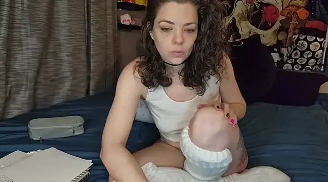 MiaElizabeth online show from 03/02/25, 07:21