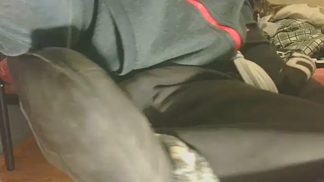 T0Yforeskin online show from 04/11/26, 10:25