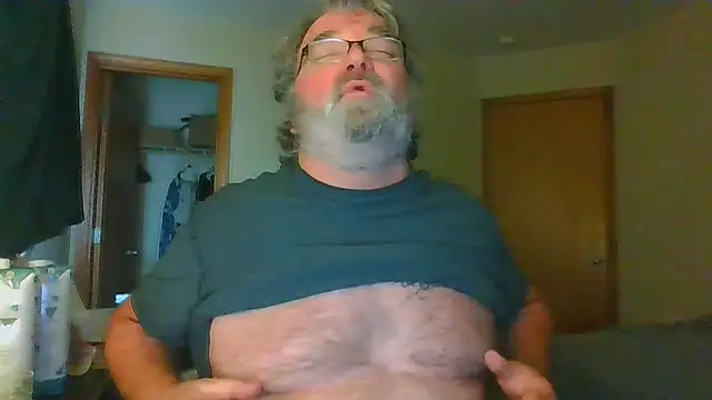 Snapshot of Doherty10 chatting on 05/14/26, 06:15 Doherty10 online show from 05/14/26, 06:15
