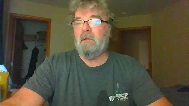 Snapshot of Doherty10 chatting on 05/25/26, 07:42 Doherty10 online show from 05/25/26, 07:42