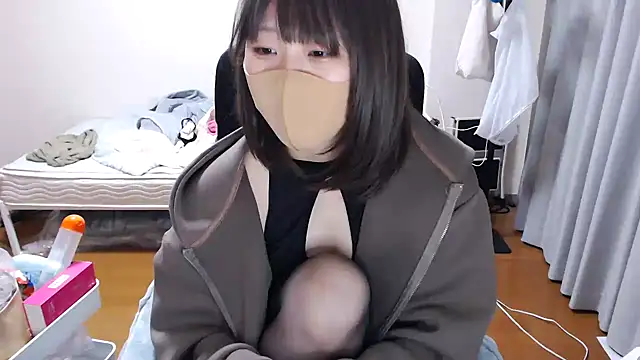 izumi  123 online show from 11/17/25, 03:18