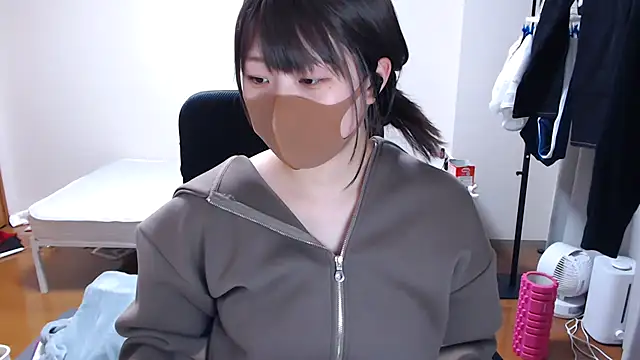 Snapshot of izumi__123 chatting on 06/02/26, 01:35 izumi 123 online show from 06/02/26, 01:35