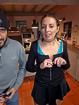 Snapshot of Jade_Emeraud chatting on 01/17/25, 07:49 Jade Emeraud online show from 01/17/25, 07:49