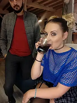 Snapshot of Jade_Emeraud chatting on 02/02/25, 06:42 Jade Emeraud online show from 02/02/25, 06:42