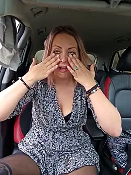 Snapshot of Jade_Emeraud chatting on 03/10/25, 07:40 Jade Emeraud online show from 03/10/25, 07:40