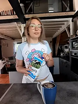 Jade Emeraud online show from 04/21/26, 08:20