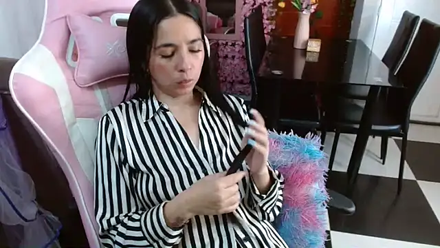 kendall all4u online show from 04/07/26, 03:07