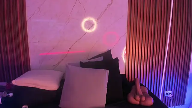 Emiilycollins online show from 09/09/25, 01:27