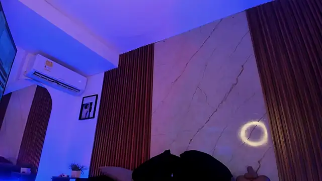 Emiilycollins online show from 10/14/25, 11:27