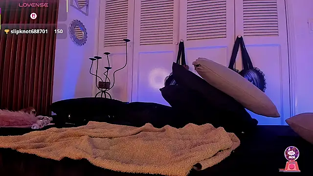 Emiilycollins online show from 02/15/26, 07:51