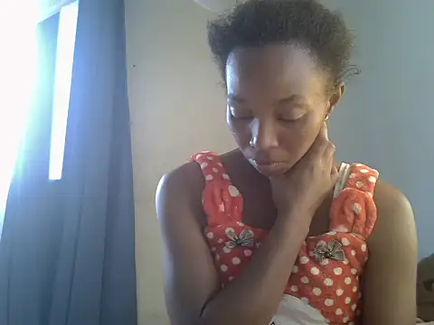 ElianeHot online show from 02/28/26, 07:53