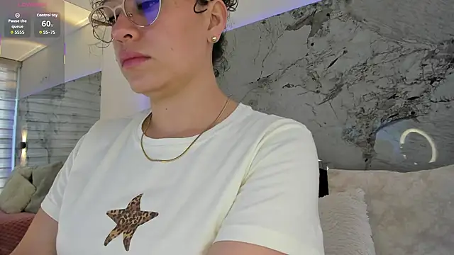 LIZ HOLMES online show from 01/17/26, 12:10