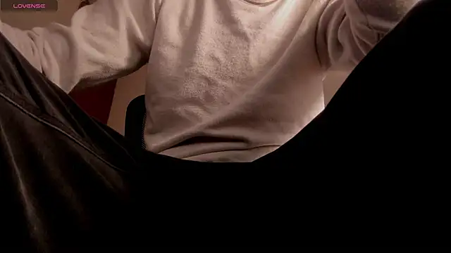 s sven03 online show from 03/28/26, 02:38