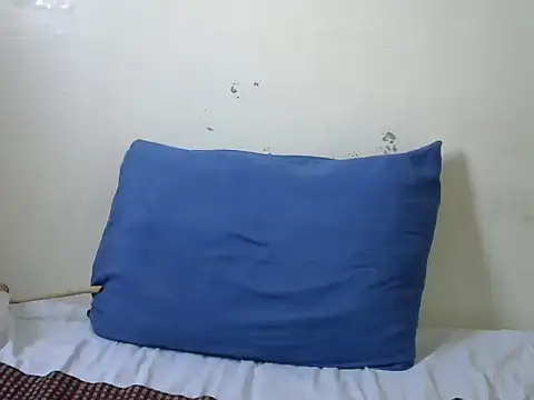 Rasta tattooed online show from 03/02/26, 08:54