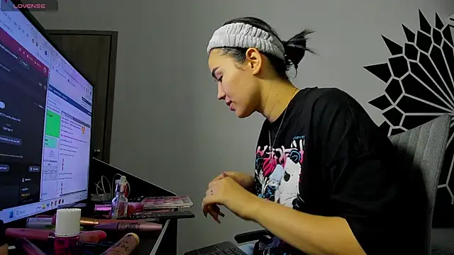 Rubi Sky online show from 03/08/25, 04:56