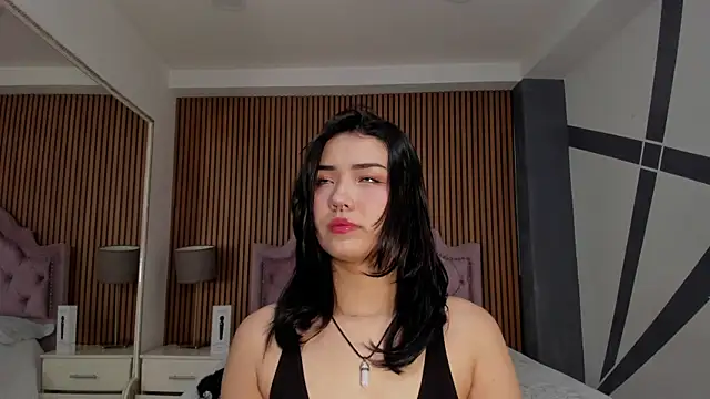 Rubi Sky online show from 09/18/25, 04:14