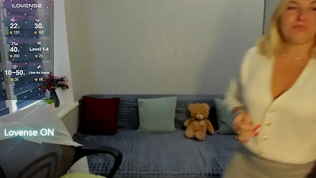 sweet   margaret online show from 10/15/25, 11:10