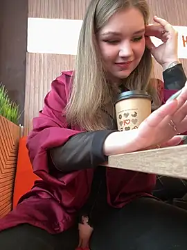 Snapshot of PumaShyXD chatting on 01/13/25, 10:47 PumaShyXD online show from 01/13/25, 10:47