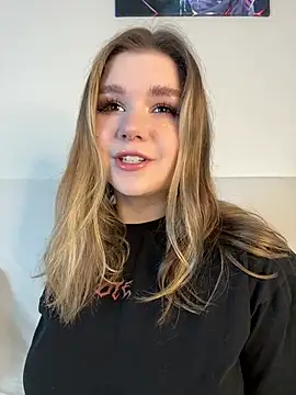 Snapshot of PumaShyXD chatting on 03/12/25, 01:19 PumaShyXD online show from 03/12/25, 01:19