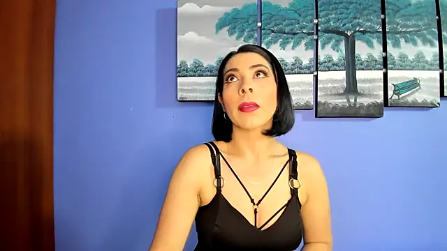 AdelleLennox cg online show from 01/23/25, 11:15