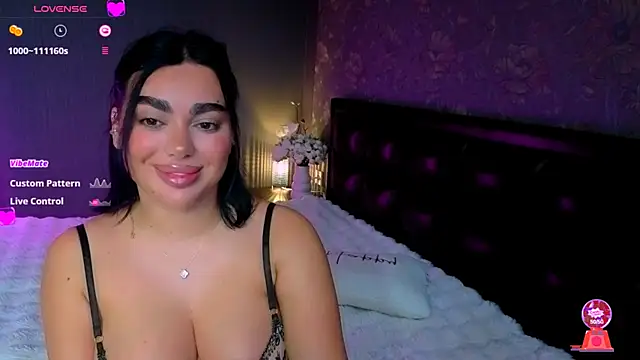 babyleilaa online show from 11/11/25, 10:54