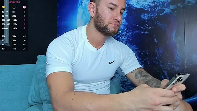 delessandro world online show from 10/13/25, 01:05