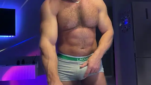 Snapshot of KarlosRichi chatting on 03/02/26, 03:52 KarlosRichi online show from 03/02/26, 03:52