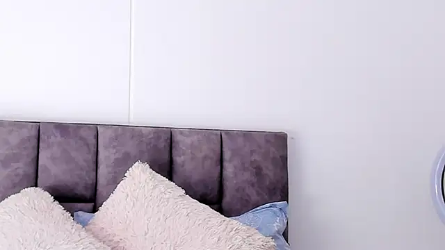 VeronicaTonu online show from 02/16/25, 02:43