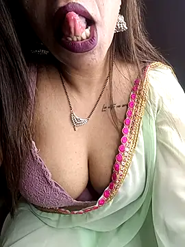 Jessicca Cum online show from 09/26/25, 07:07