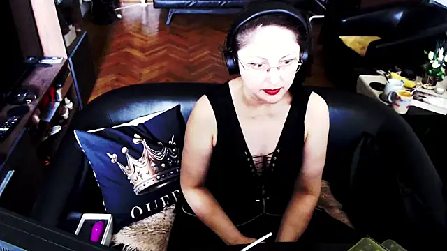 Snapshot of Imperatriza chatting on 05/22/26, 12:00 Imperatriza online show from 05/22/26, 12:00