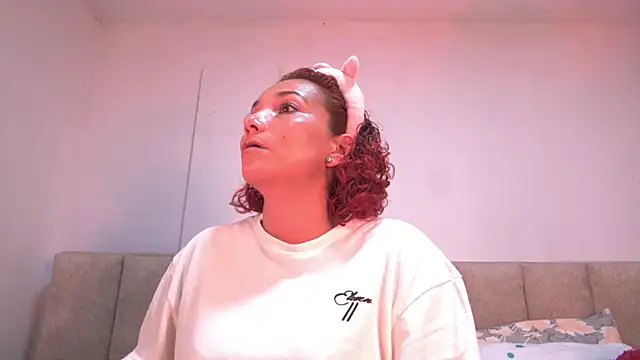 amber demons2021 online show from 01/06/26, 09:50