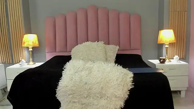 RamonaSimons online show from 03/10/25, 08:01