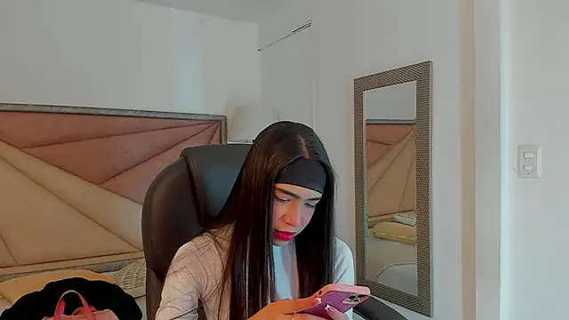 FaloonRoussel online show from 03/16/25, 05:50