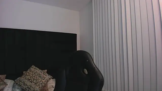 FaloonRoussel online show from 11/08/25, 05:45