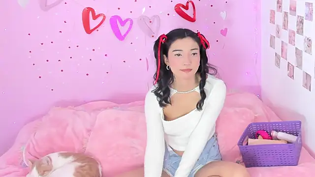 MIDORI BACK 01 online show from 02/14/25, 09:32