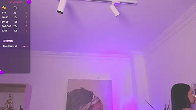 Aleejaa   online show from 12/04/25, 11:30