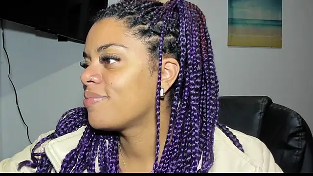 ladyrd1 online show from 10/04/25, 04:43