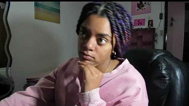 ladyrd1 online show from 10/24/25, 02:13