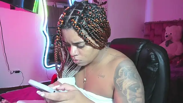 ladyrd1 online show from 02/10/26, 01:37