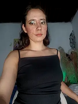 lovely kitt online show from 04/19/26, 12:43