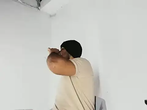 Sebas-hott online show from 10/28/25, 10:56