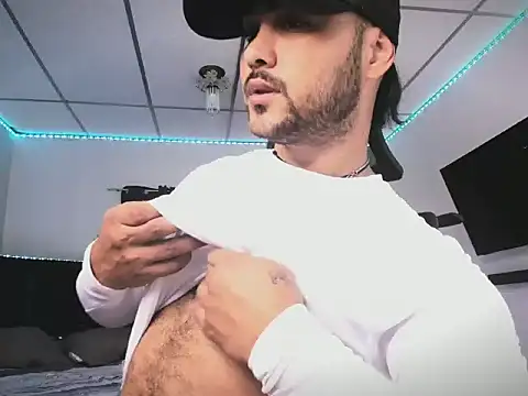 Sebas-hott online show from 02/27/26, 09:48