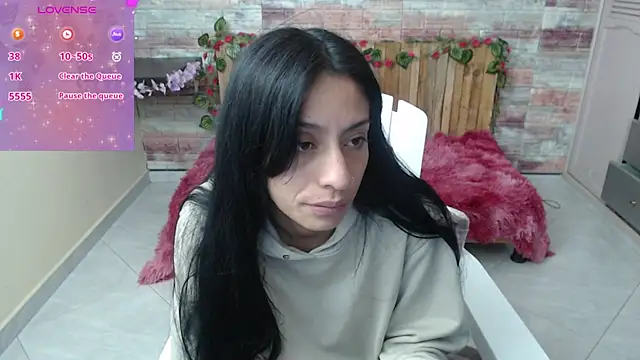 Snapshot of Lucy_joi chatting on 12/24/24, 07:06 Lucy joi online show from 12/24/24, 07:06