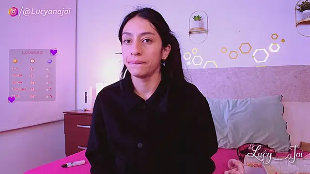 Lucy joi online show from 12/15/25, 02:16