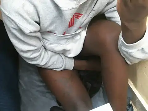 centzSexy online show from 04/16/26, 08:04