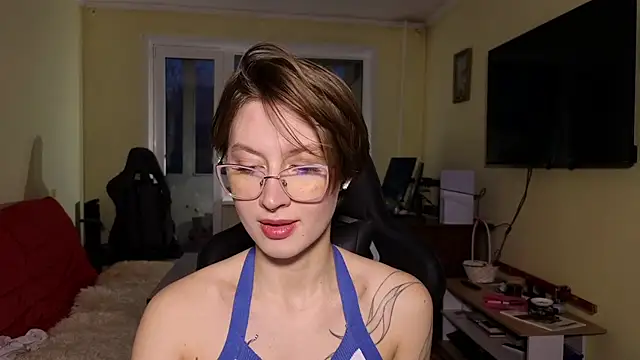 MalvinaBlum online show from 12/05/25, 01:58